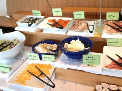 【金沢】ホテルの朝食スタッフ／簡単な盛り付けや労務・食材・衛生管理などをお任せ／働き方◎